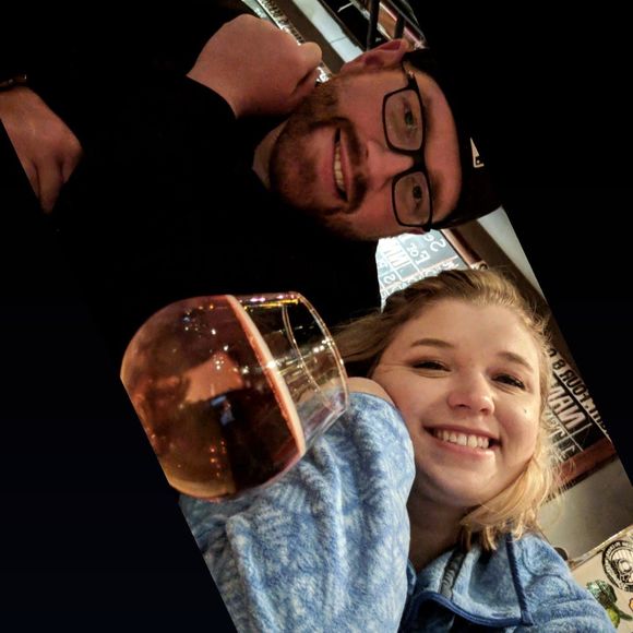 Meet your Posher, Liv - Picture 1 of 1